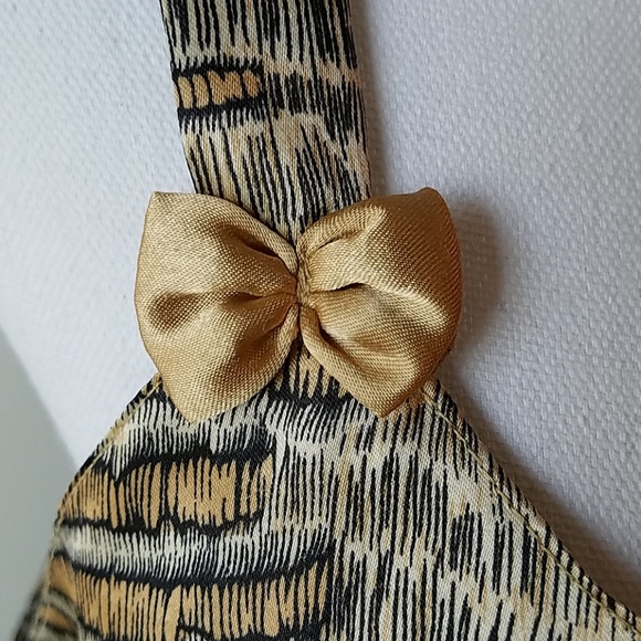 Elegant Nightgown, Robe, and Matching Hanger Set - Picture 7 of 8